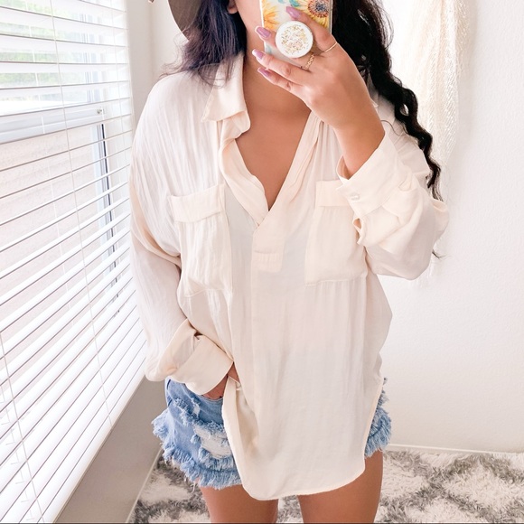 Free People Tops - FREE PEOPLE Oversized Long Sleeve Top